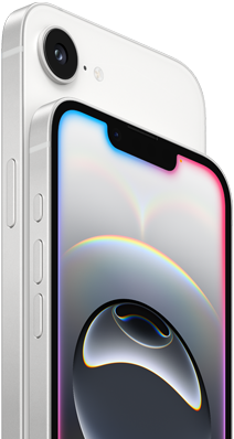 Vue de profil de deux iPhone seize-e blancs, côté, bouton Action, boutons de volume et caméra arrière Fusion